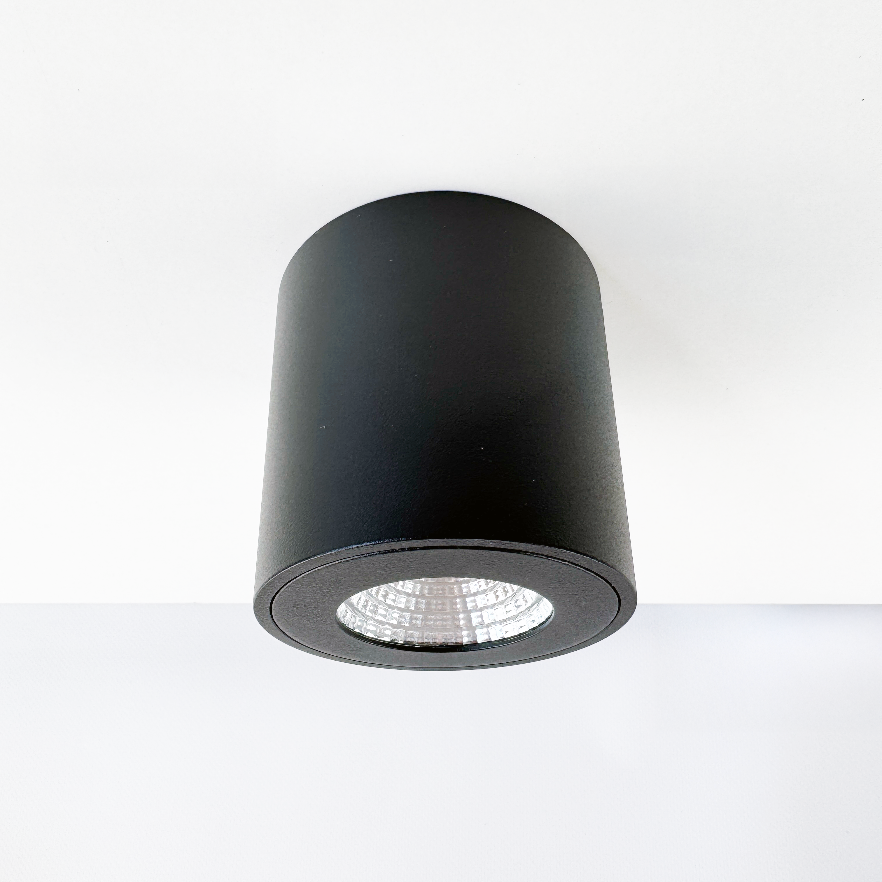 MOBiDIM COB SLIM+ IP65 AUFBAU