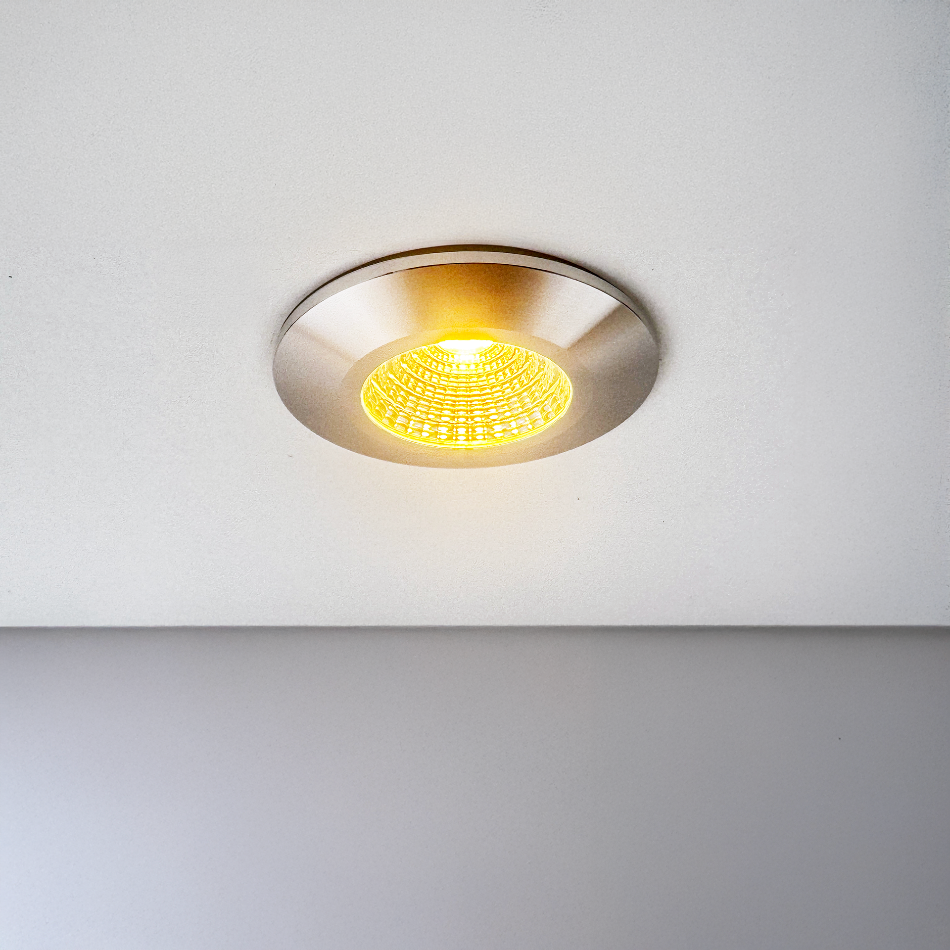 MOBiDIM COB SLIM R IP65