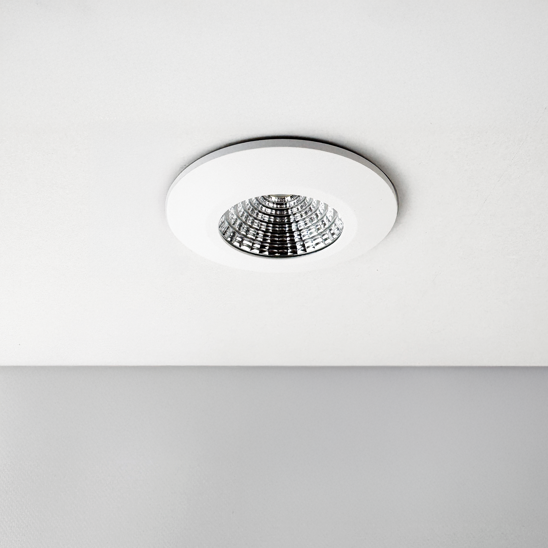 MOBiDIM COB SLIM R IP65