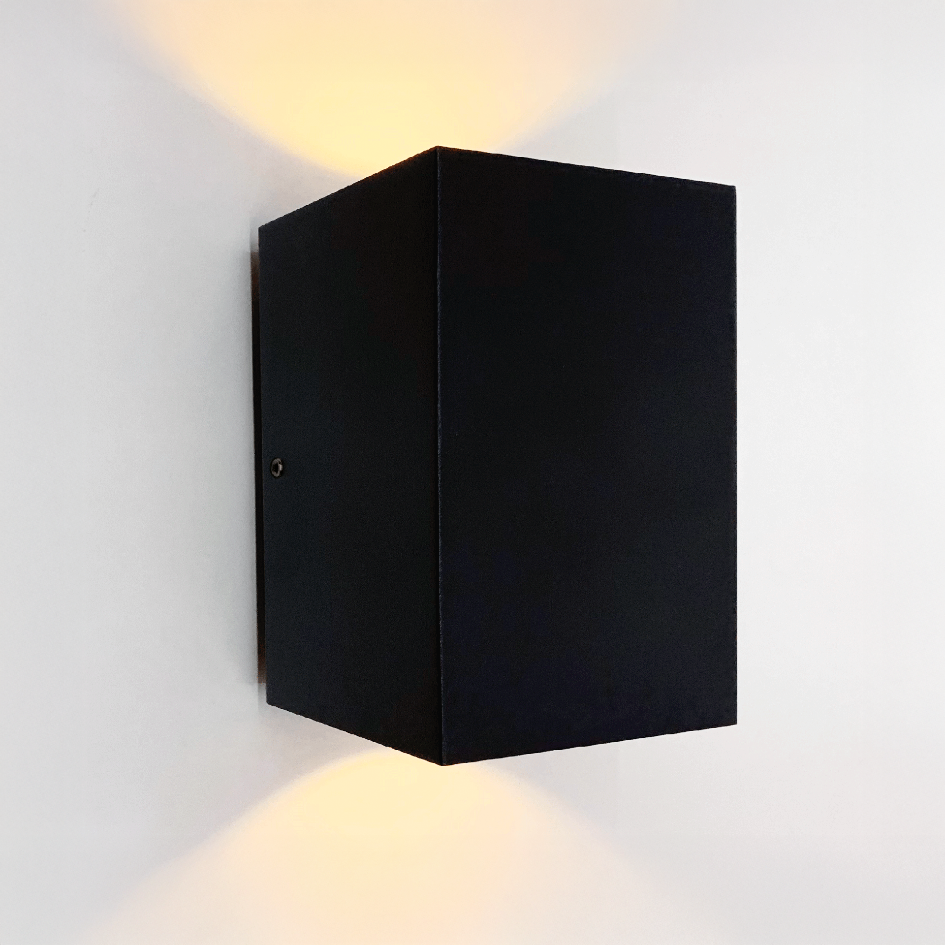 SLIM IP65 WANDLEUCHTE