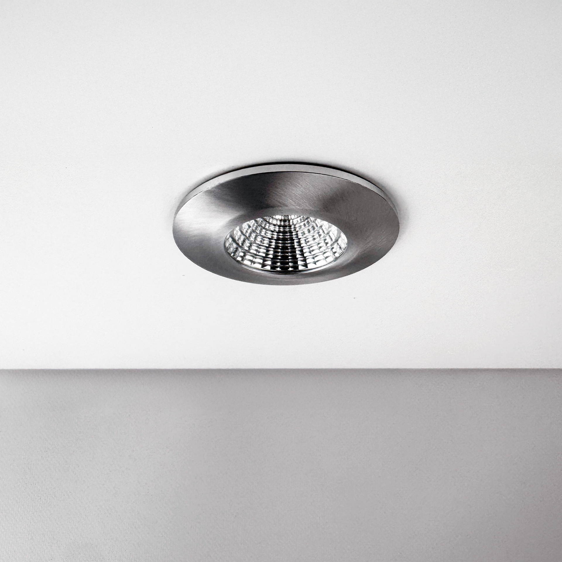 MOBiDIM COB SLIM R IP65